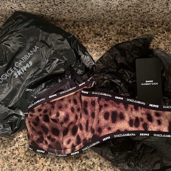 Skims X Dolce & Gabbana - Picture 4 of 5